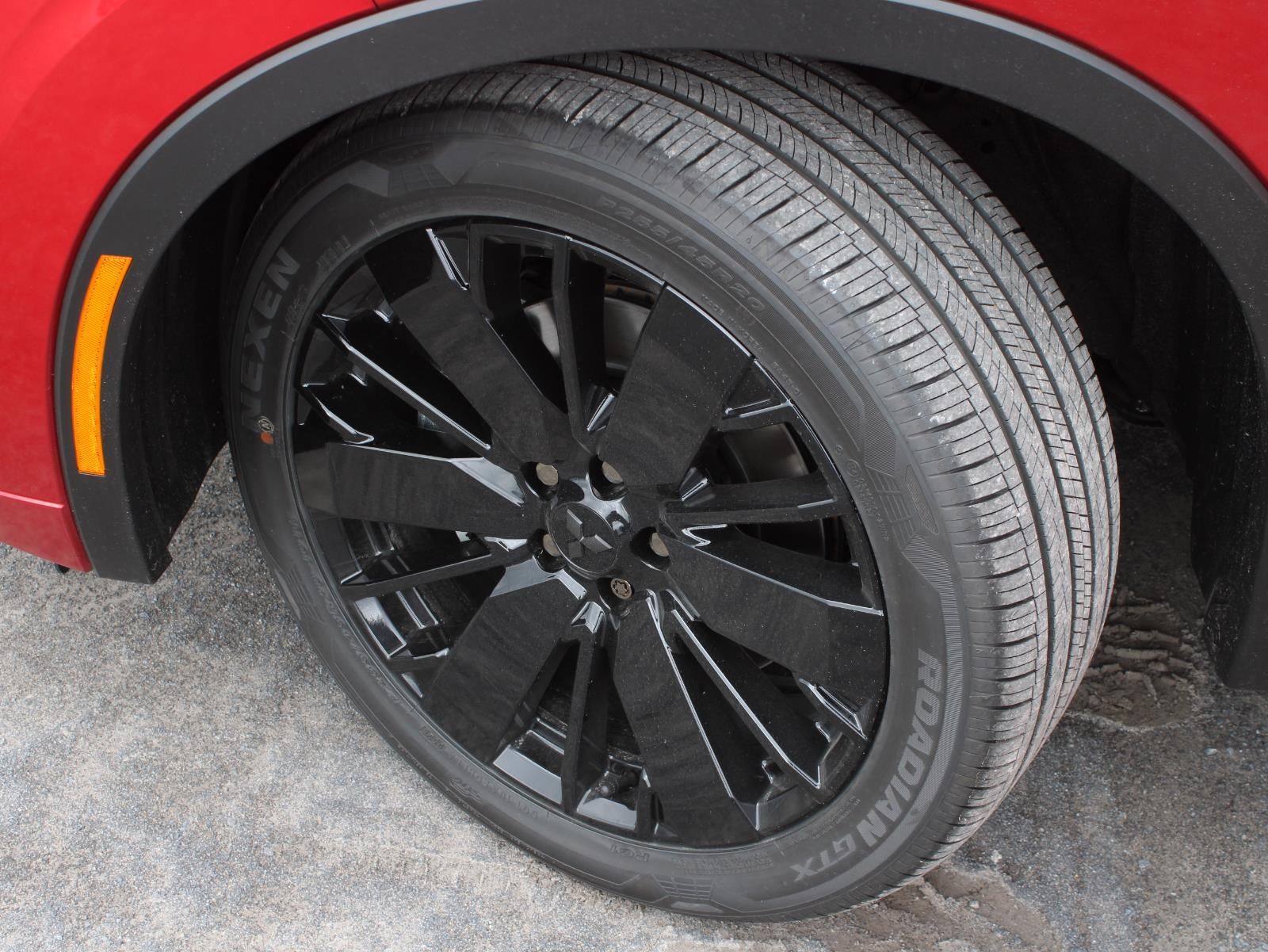 2026 Mitsubishi Outlander Black Edition