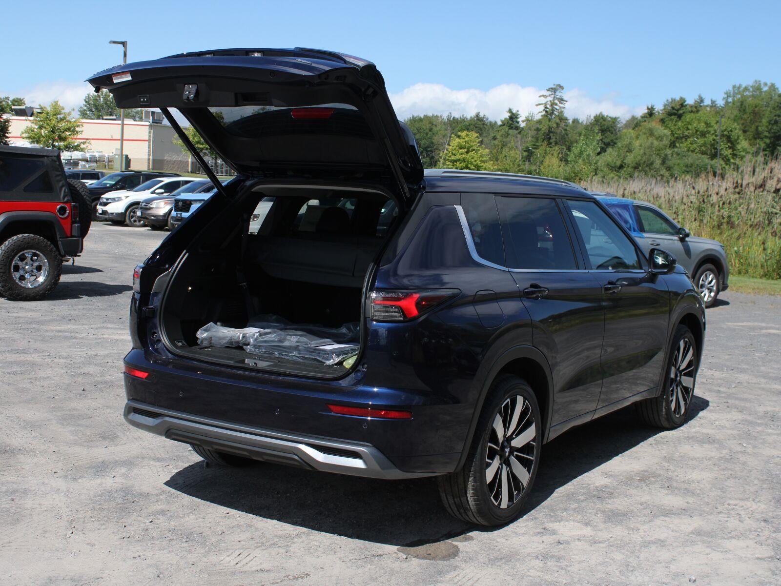 2026 Mitsubishi Outlander SEL