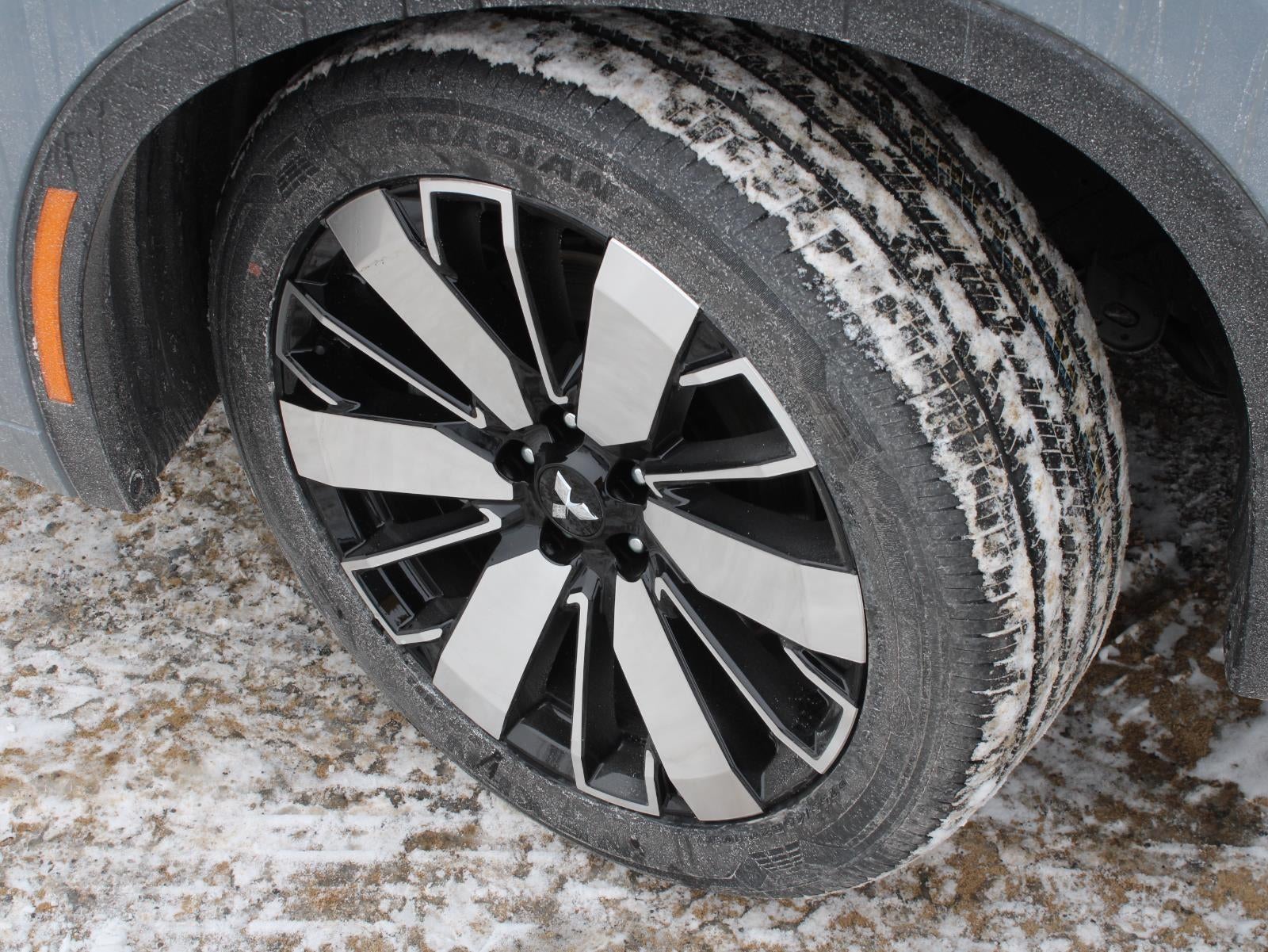 2026 Mitsubishi Outlander SEL