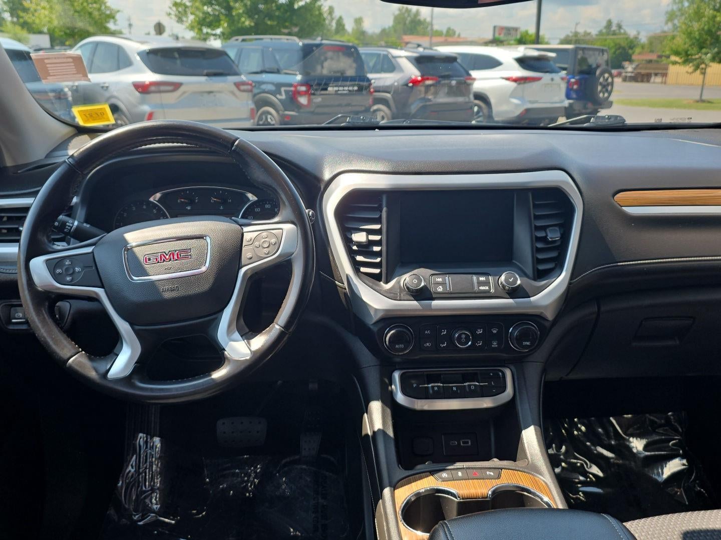 2020 GMC Acadia SLE