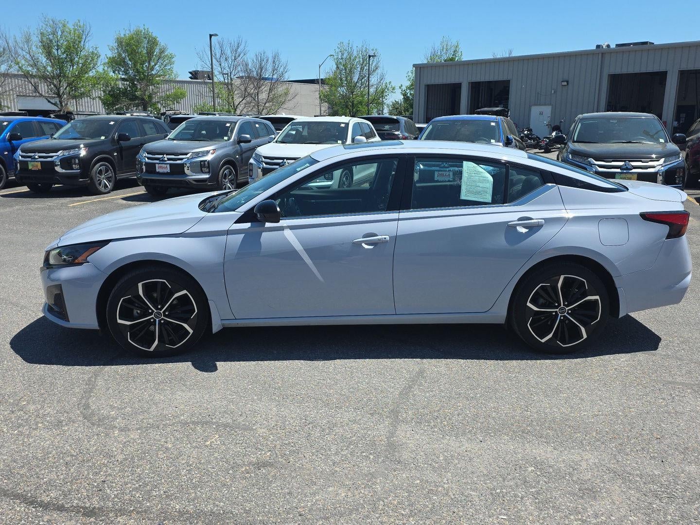 2023 Nissan Altima 2.5 SR