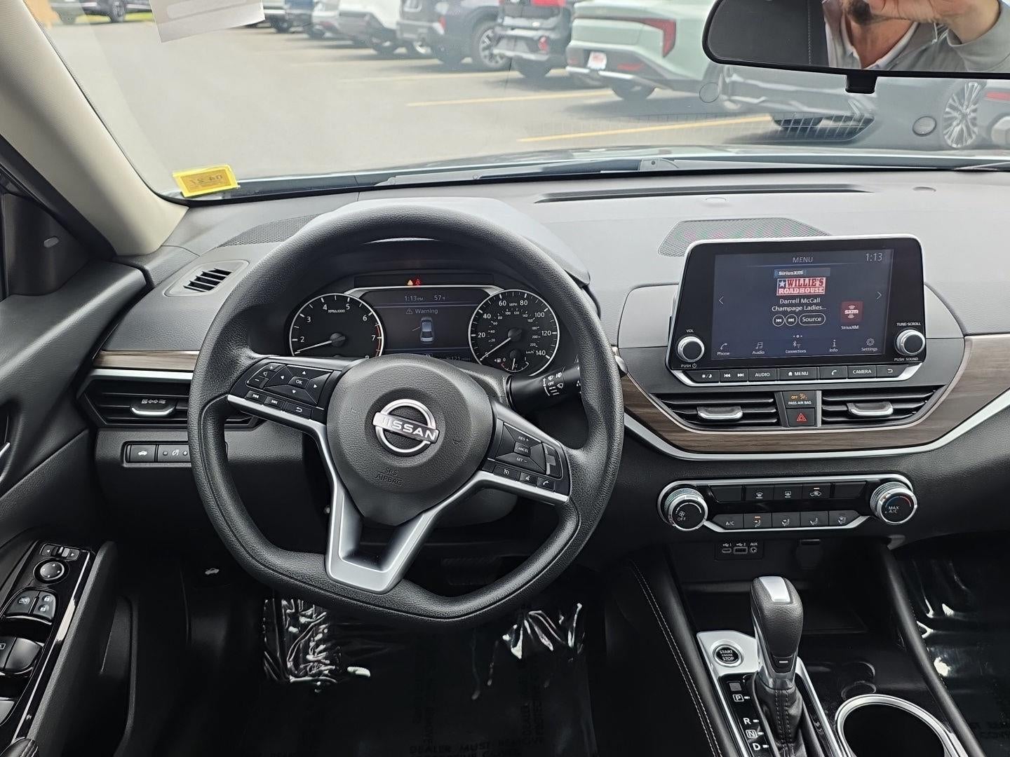 2023 Nissan Altima 2.5 SV