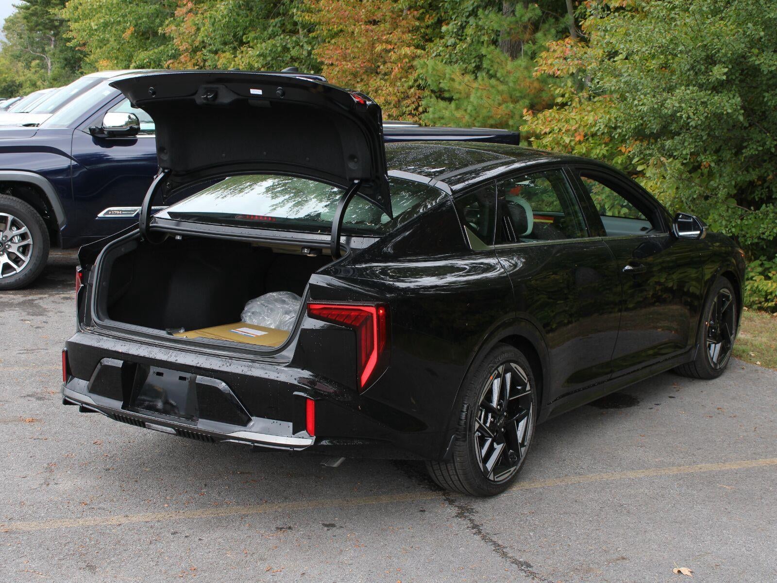 2026 Kia K4 GT-Line