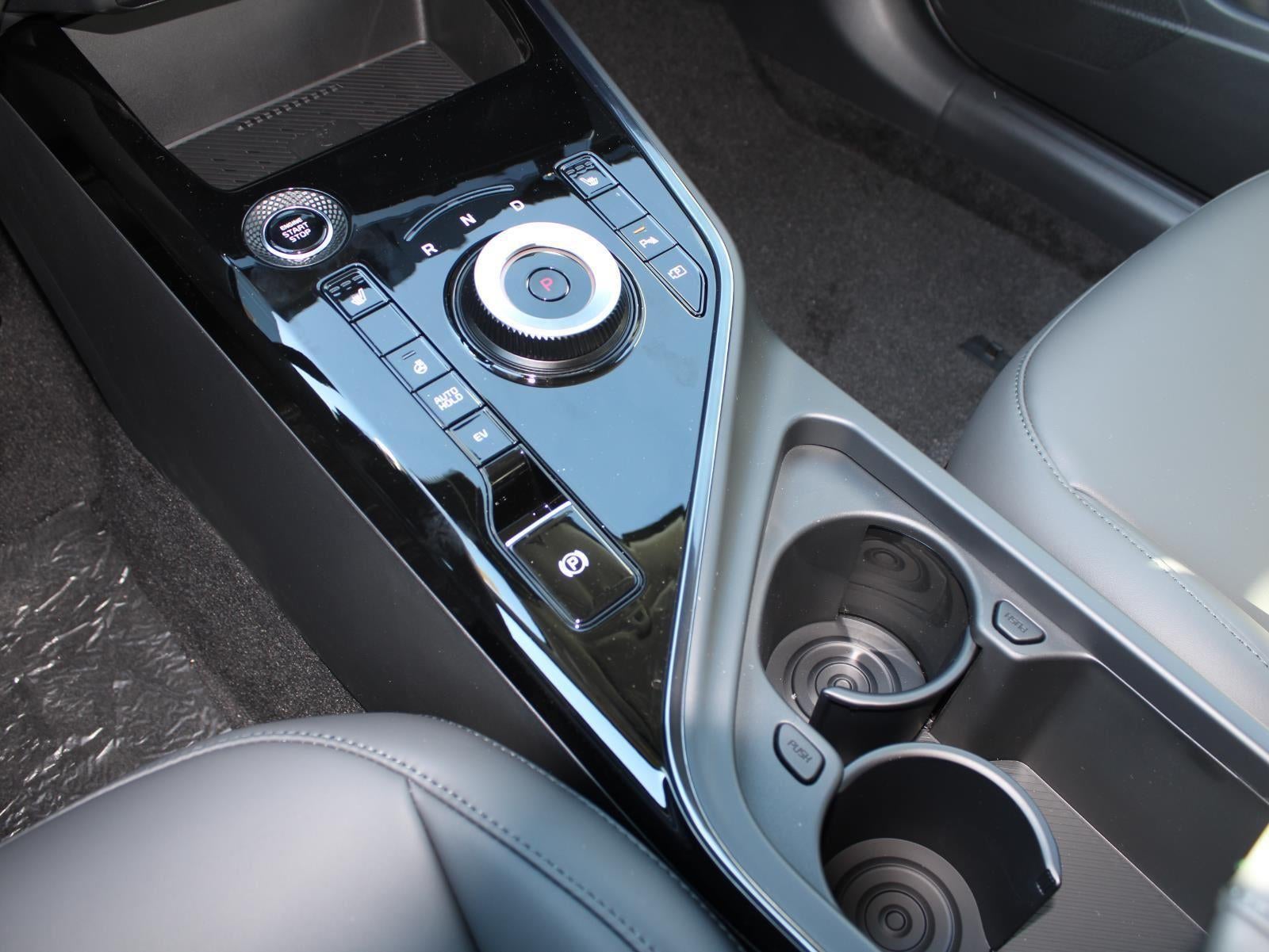 2025 Kia Niro Plug-In Hybrid EX