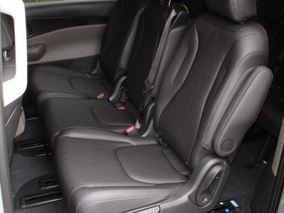 2027 Kia Carnival LXS