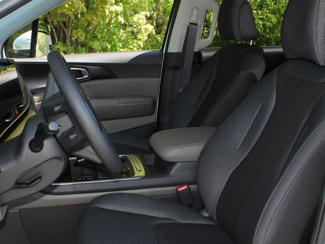 2026 Kia Carnival LX