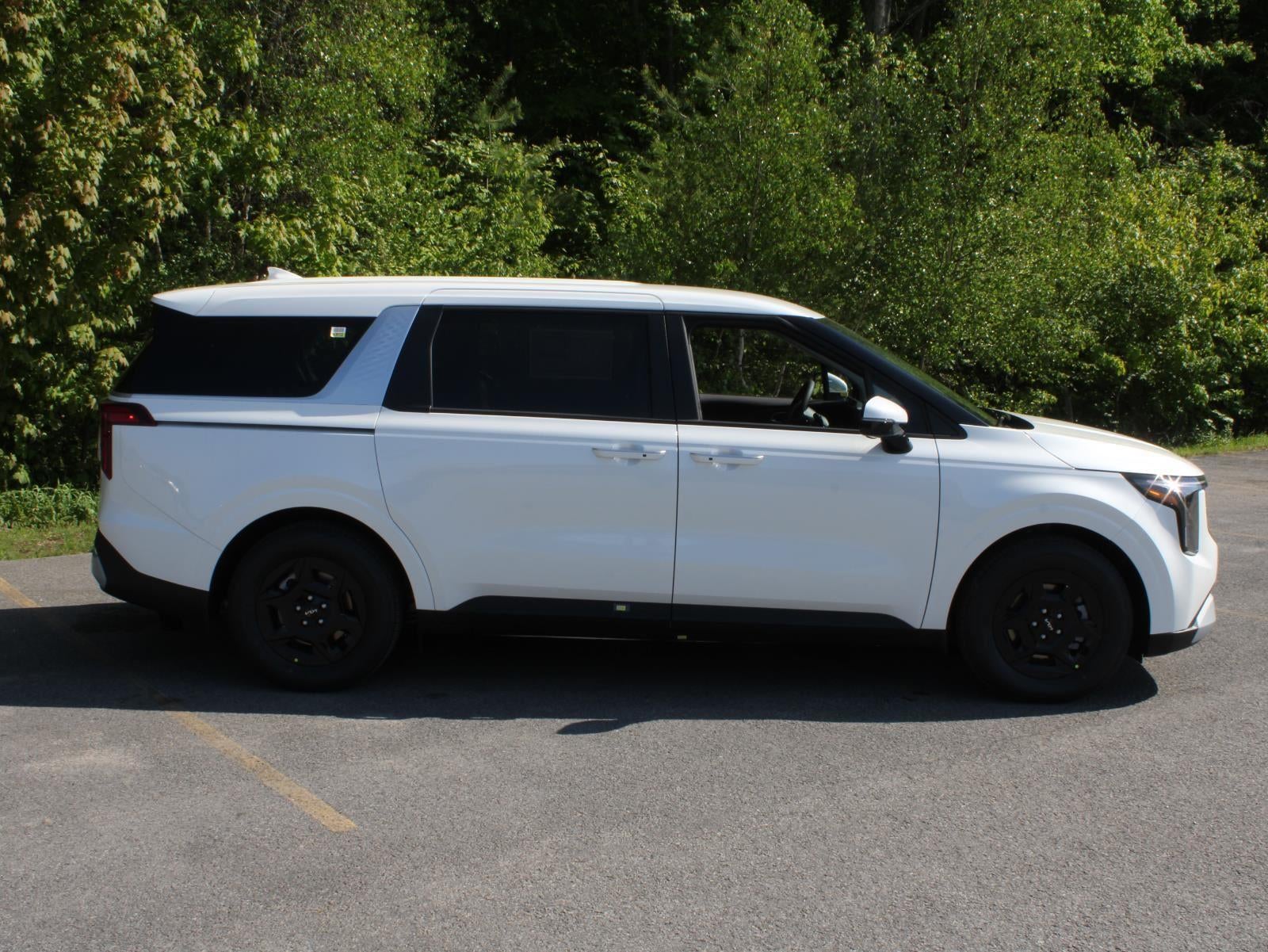 2026 Kia Carnival LX