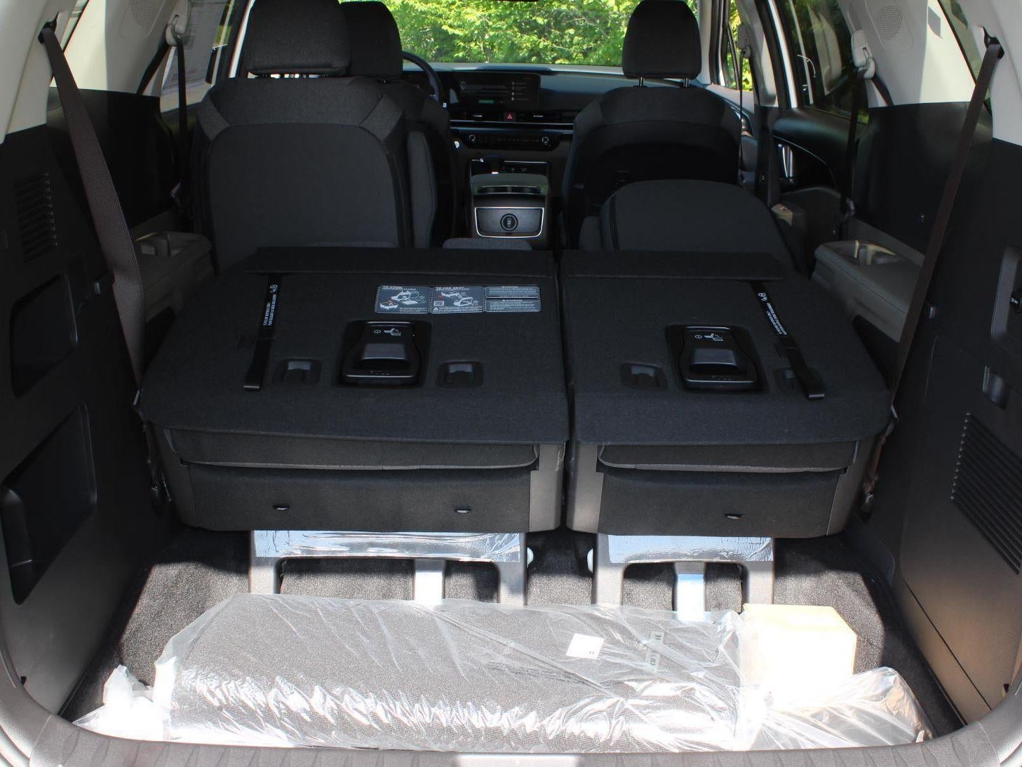 2026 Kia Carnival LX