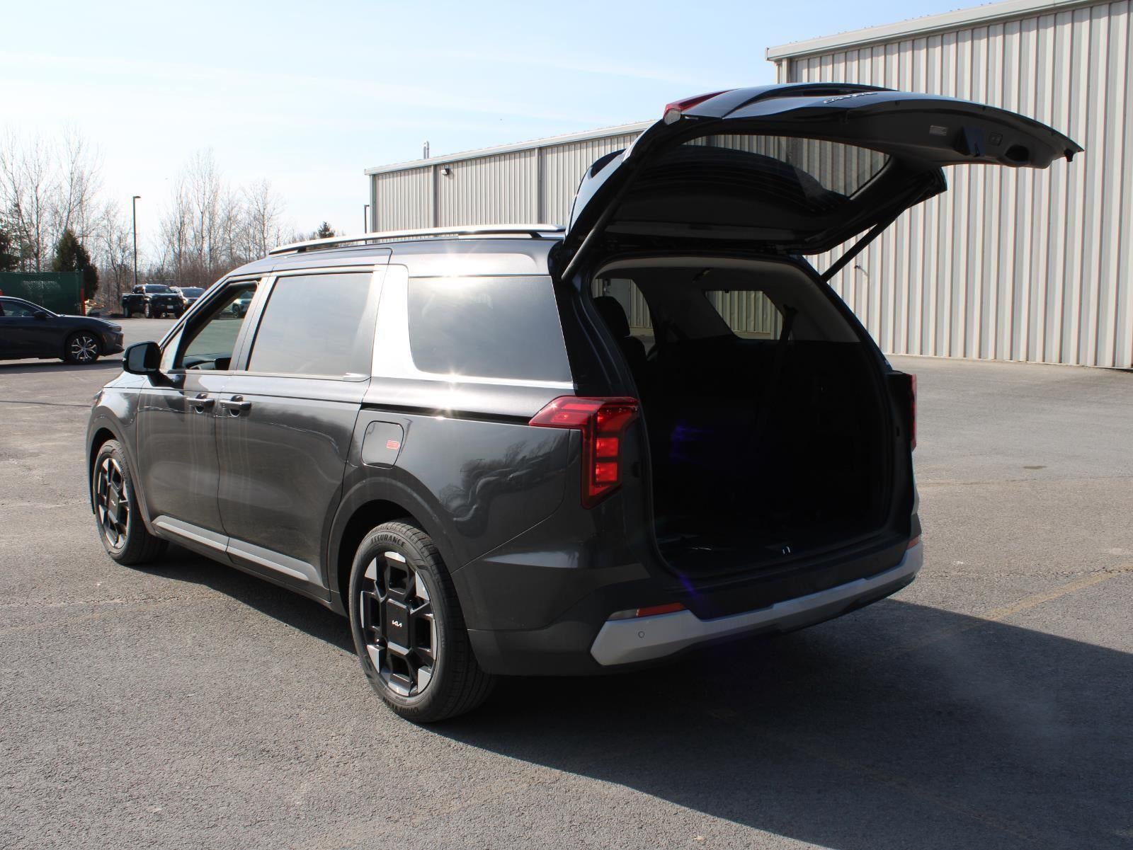 2026 Kia Carnival EX