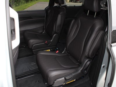 2027 Kia Carnival EX