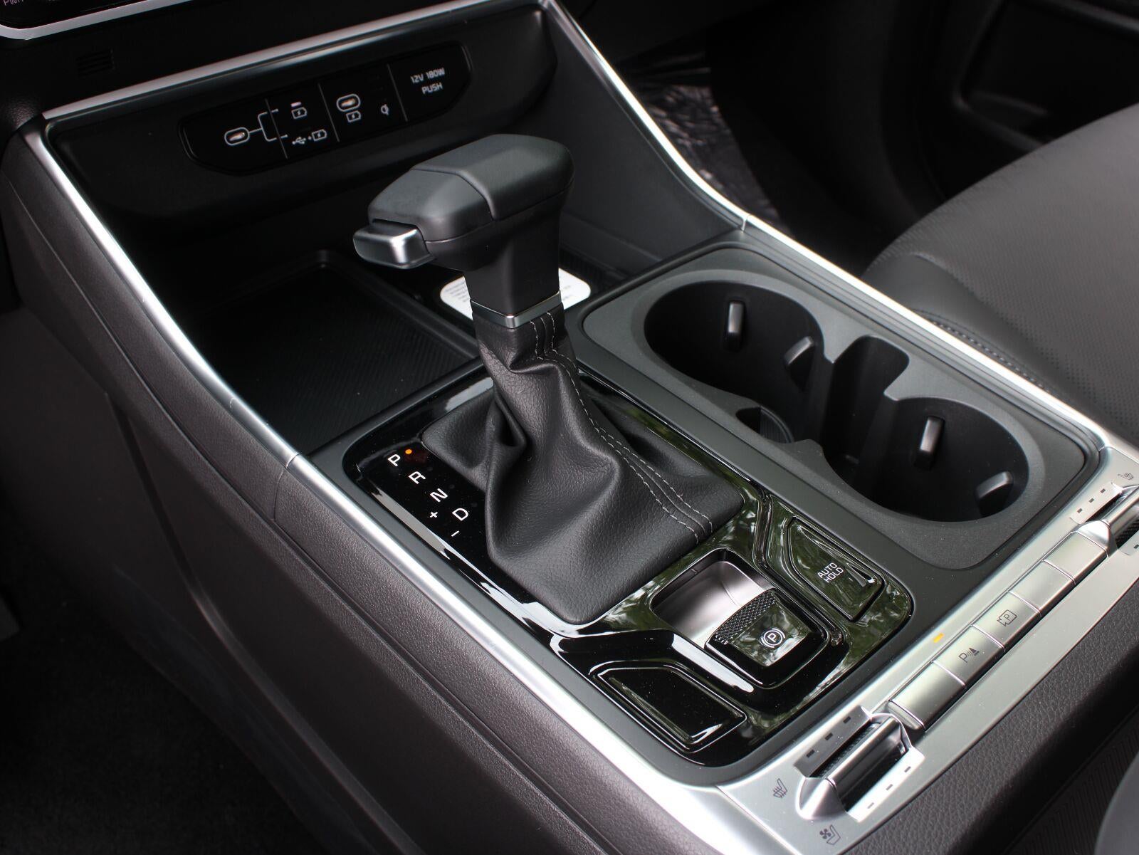 2027 Kia Carnival SX