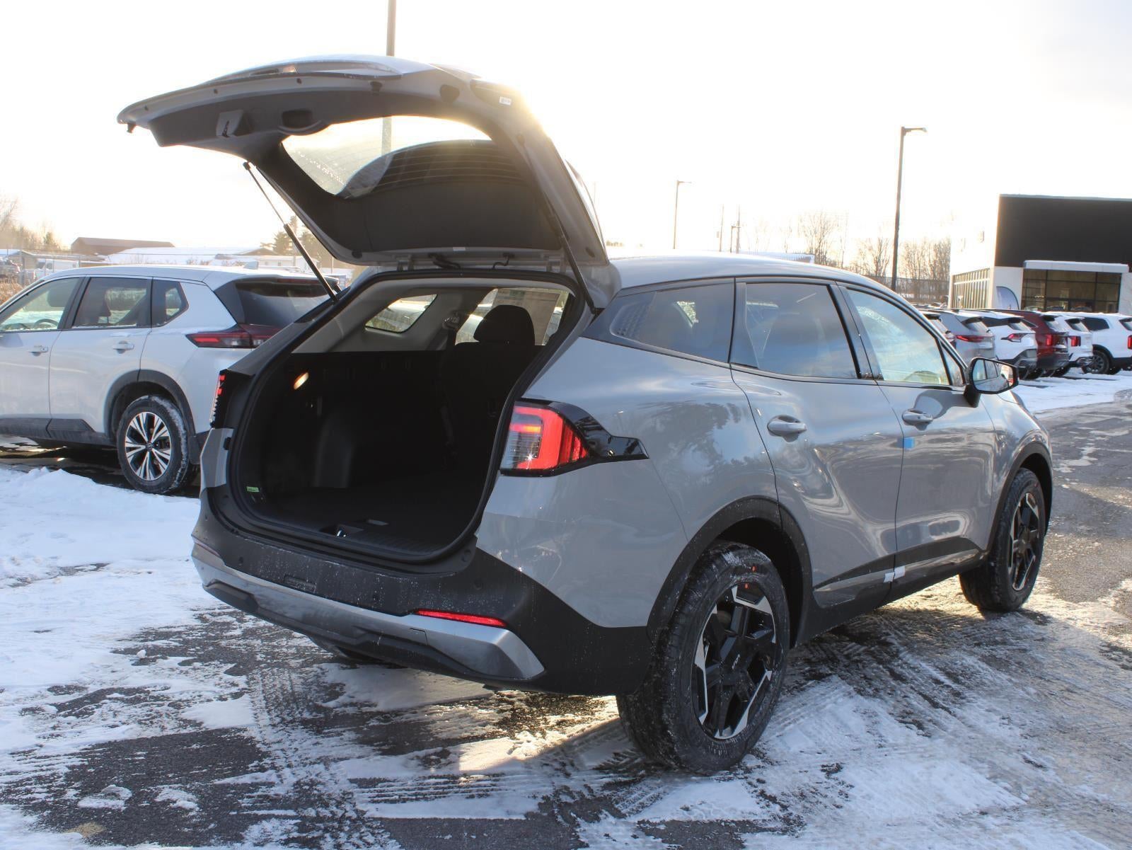 2026 Kia Sportage Hybrid S