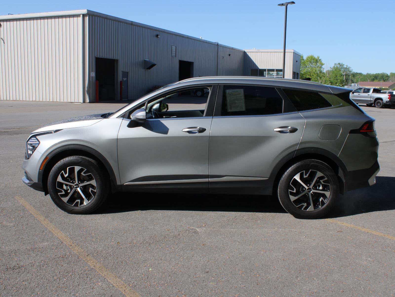 2024 Kia Sportage EX