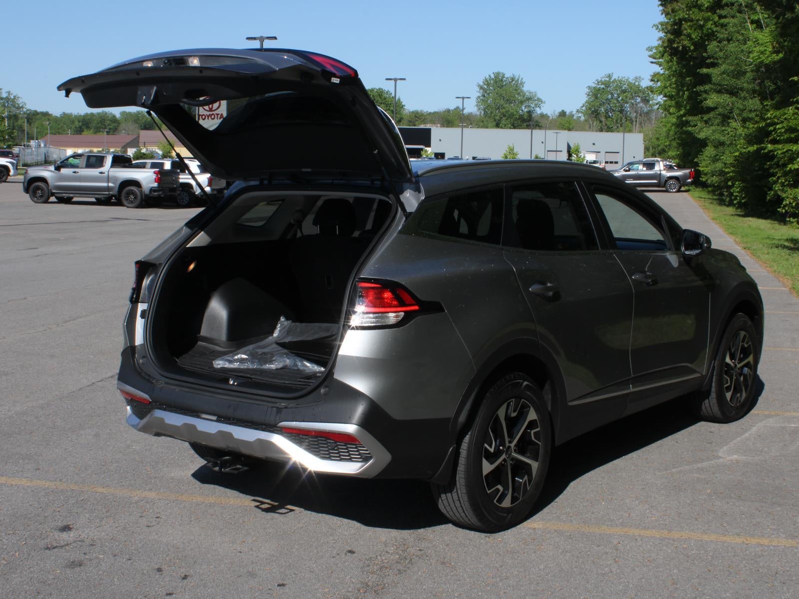 2024 Kia Sportage EX