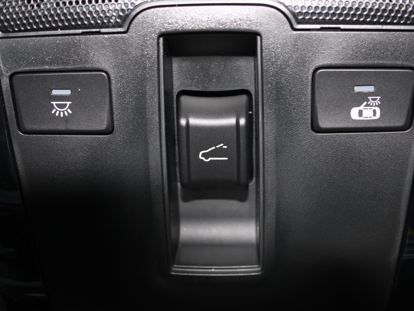 2026 Kia Sportage Plug-In Hybrid X-Line