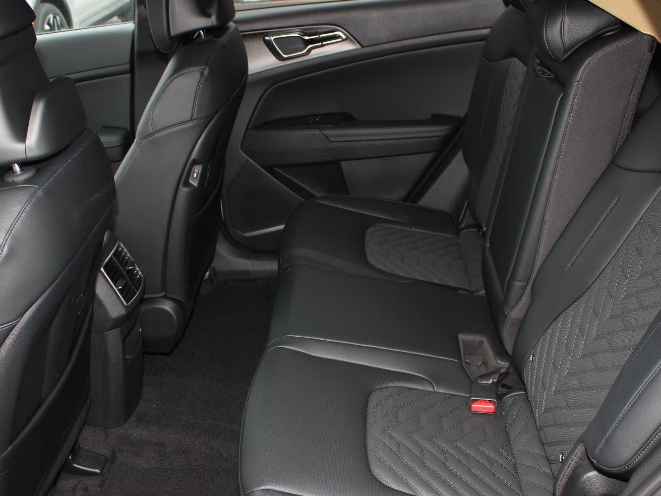 2026 Kia Sportage Plug-In Hybrid X-Line