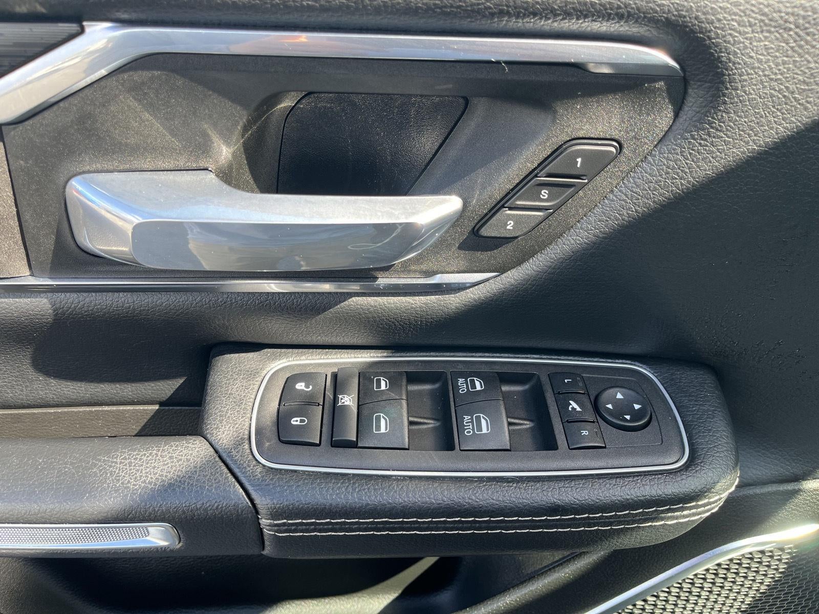 2024 RAM 1500 Laramie