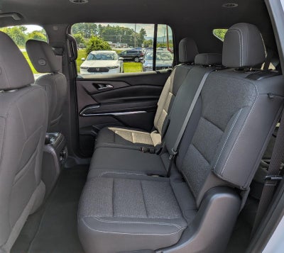 2024 Chevrolet Traverse AWD LS