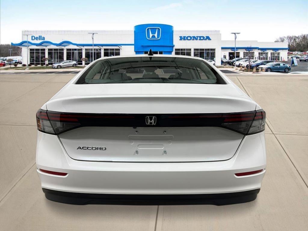 2025 Honda Accord Sedan SE