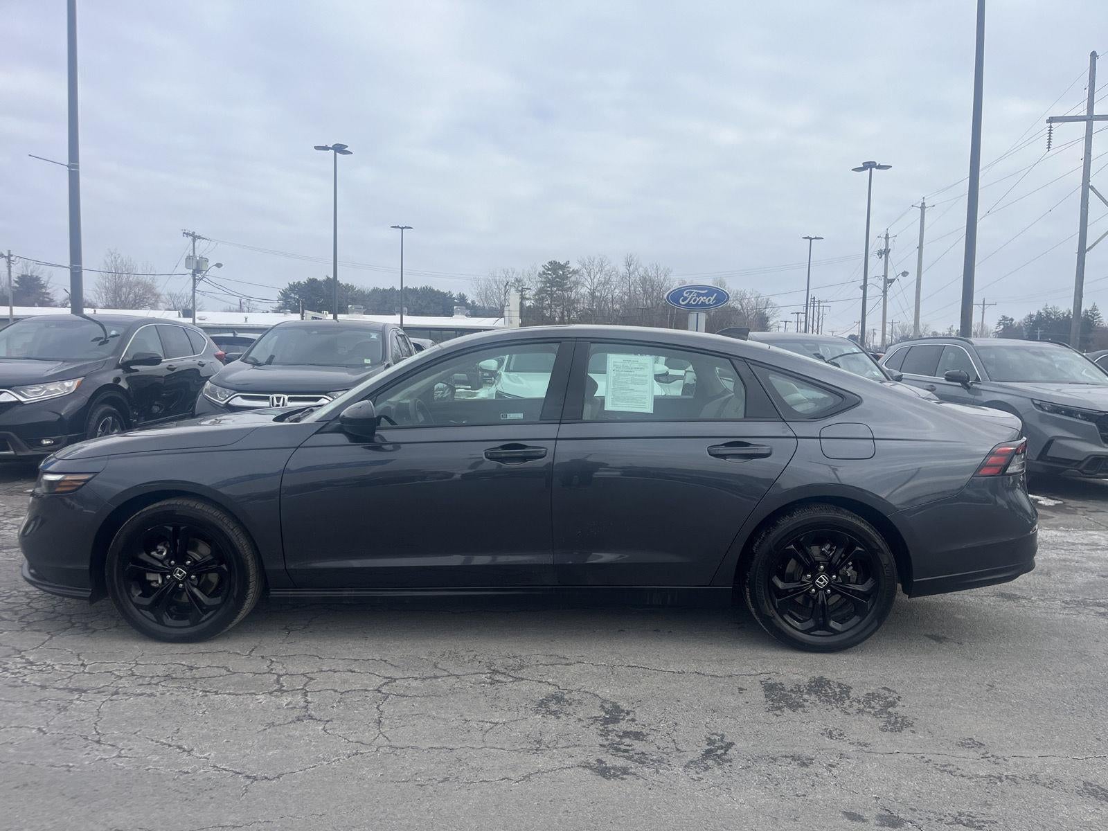 2025 Honda Accord Sedan SE