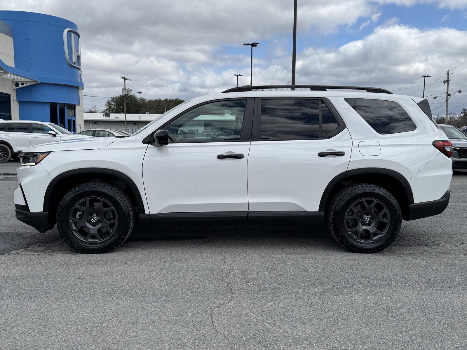 2025 Honda Pilot TrailSport
