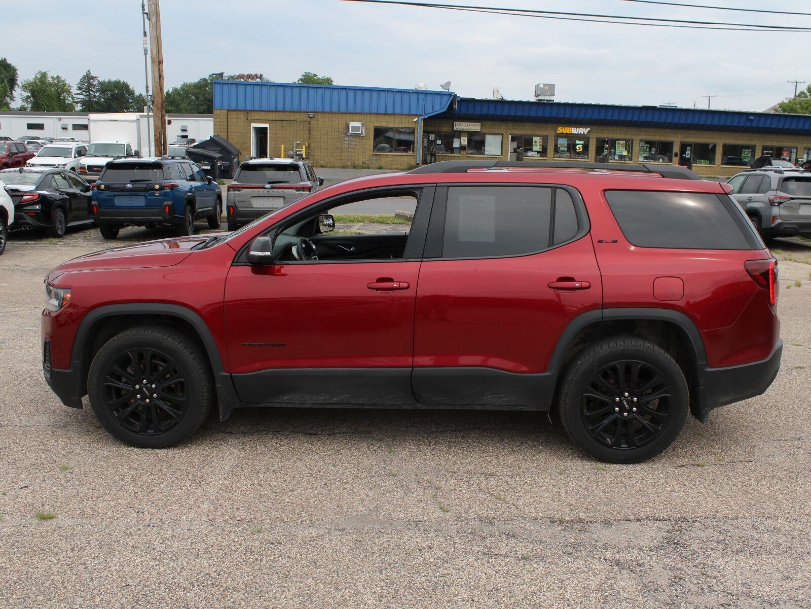 2023 GMC Acadia SLE