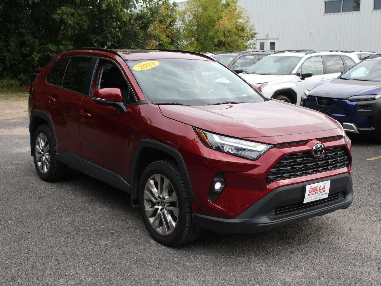 2023 Toyota Rav4 XLE Premium