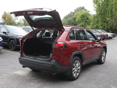 2023 Toyota Rav4 XLE Premium