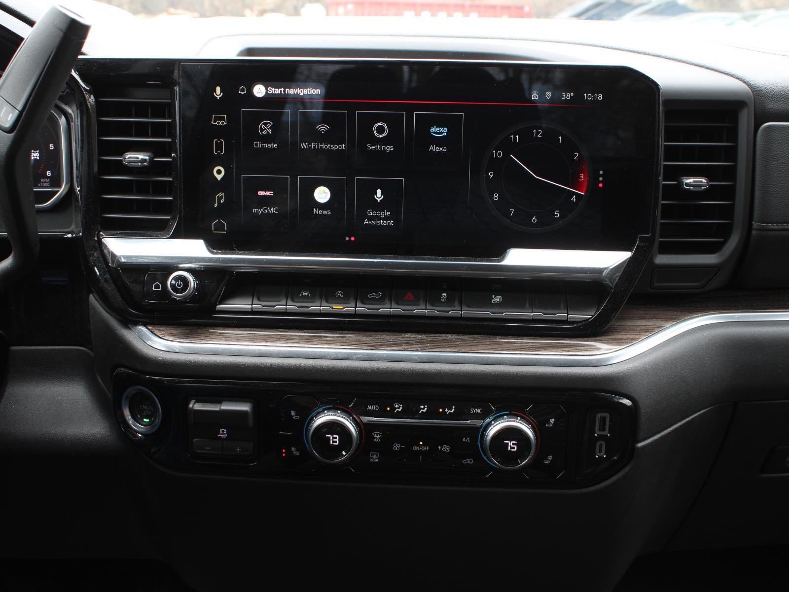 2025 GMC Sierra 1500 Elevation