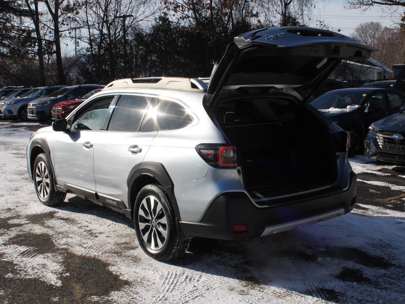 2023 Subaru Outback Touring