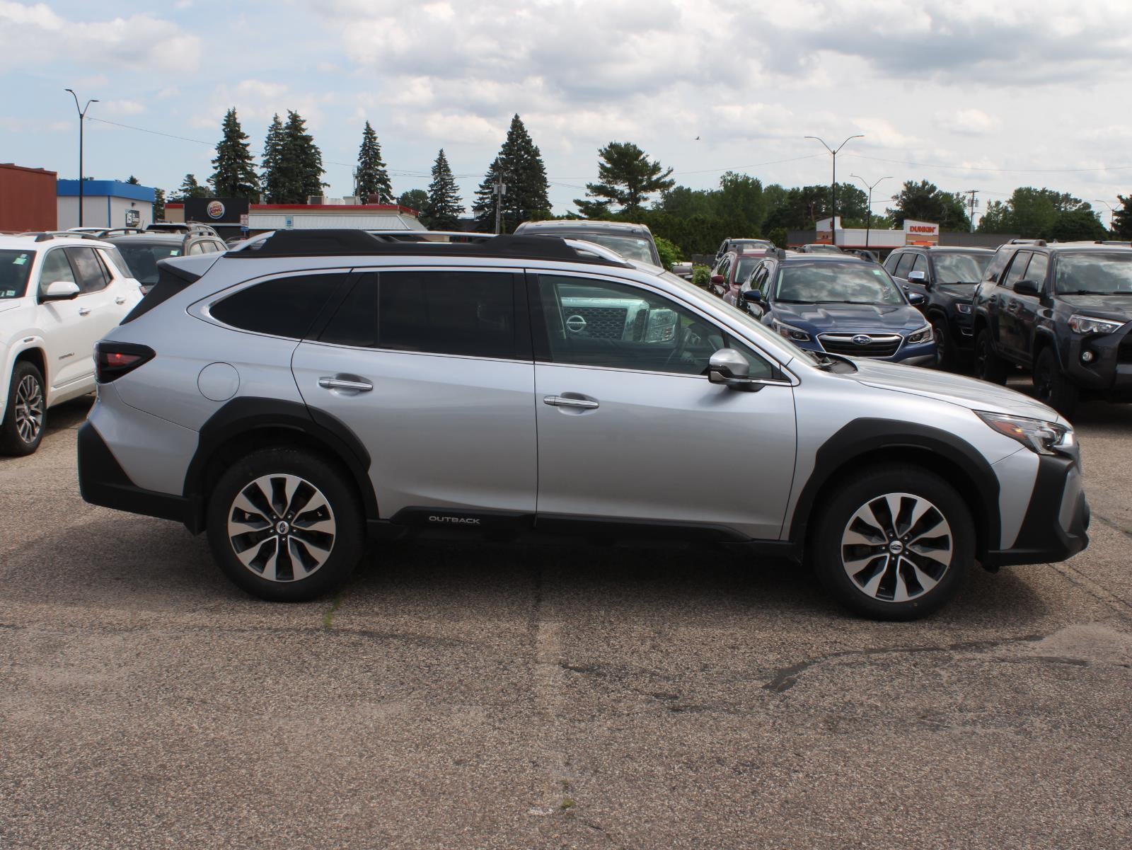 2024 Subaru Outback Touring XT