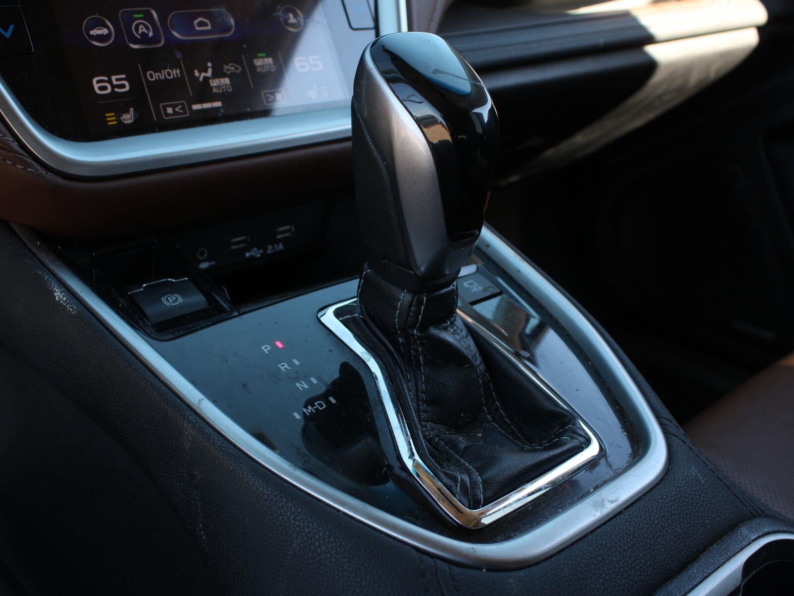 2020 Subaru Outback Touring XT
