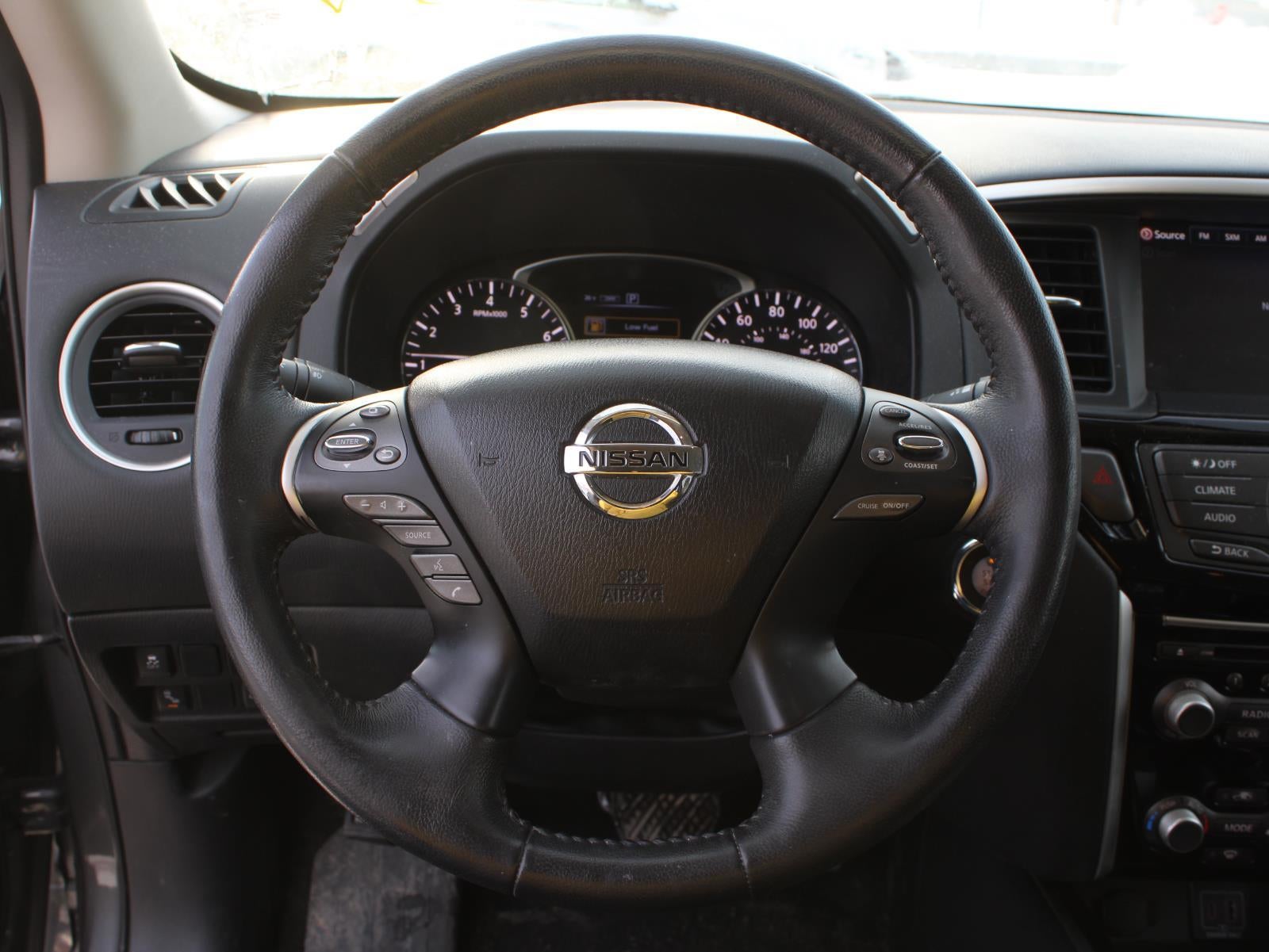 2019 Nissan Pathfinder SV