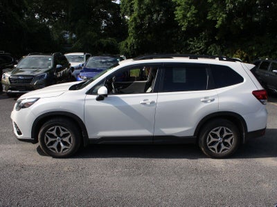 2023 Subaru Forester Premium