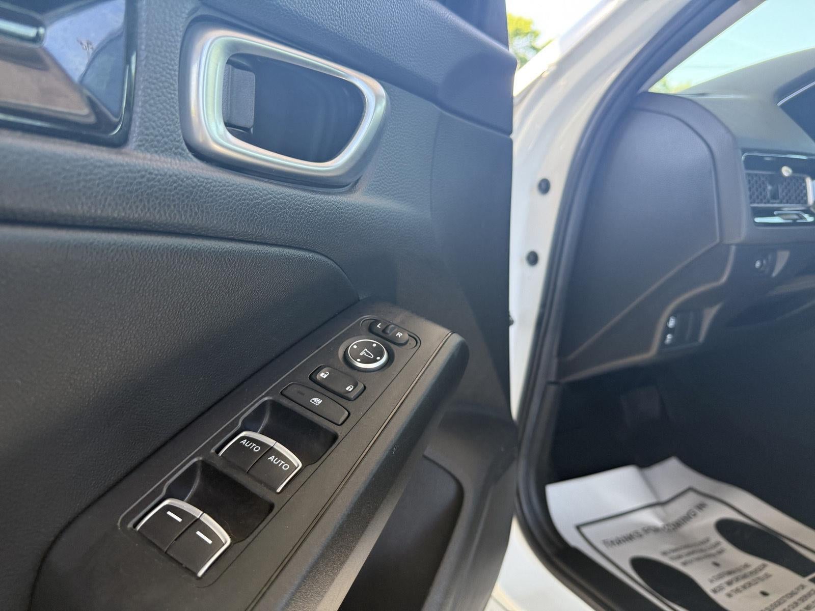 2023 Honda Civic Hatchback EX-L