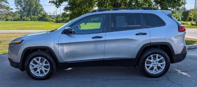 2016 Jeep Cherokee Sport