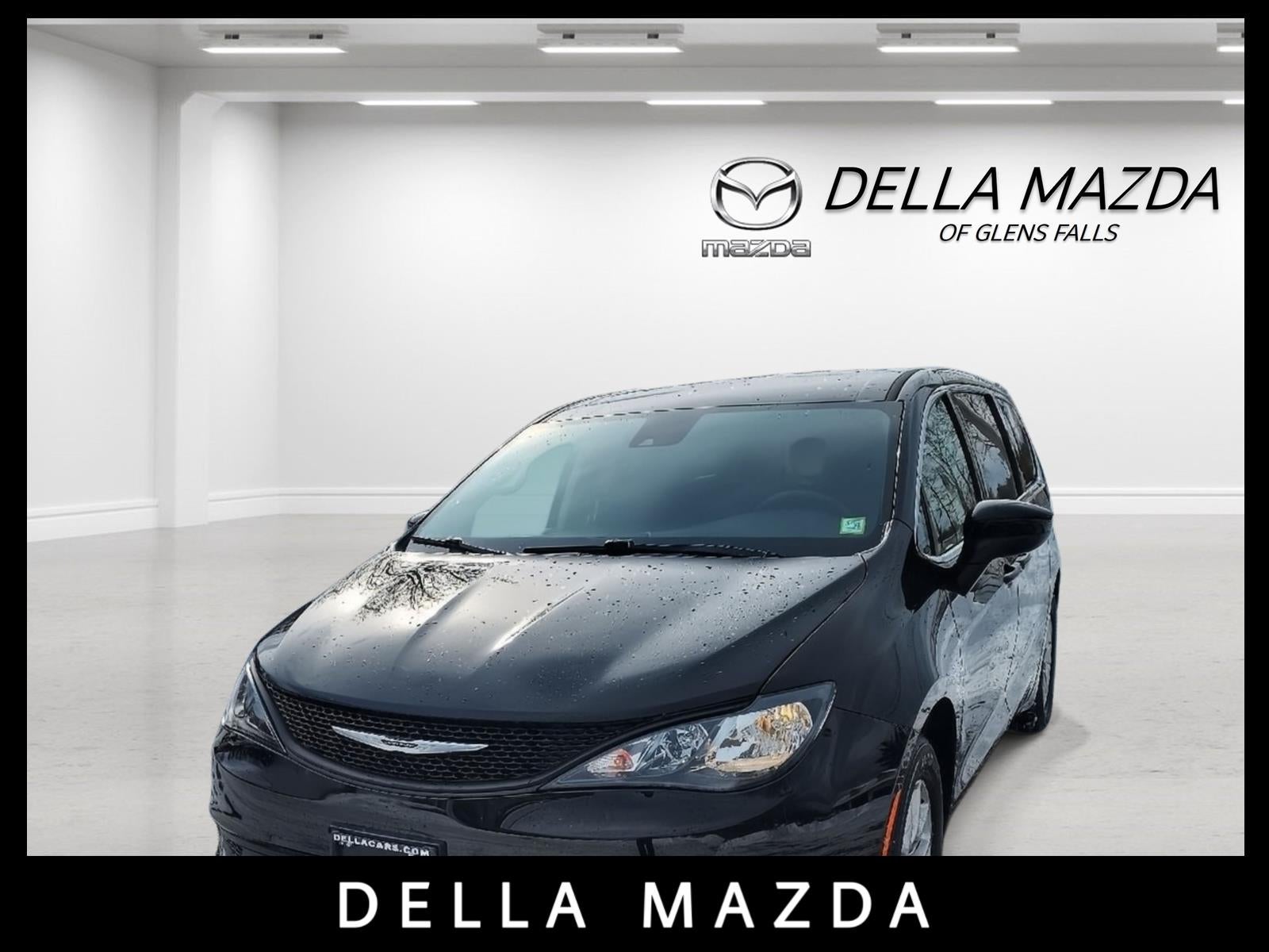 2024 Chrysler Voyager LX