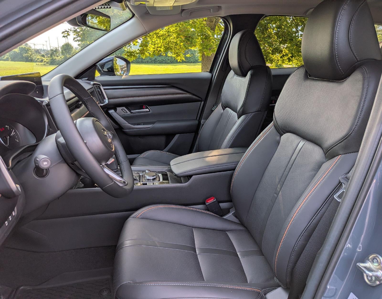 2026 Mazda Mazda CX-50 Hybrid Premium AWD