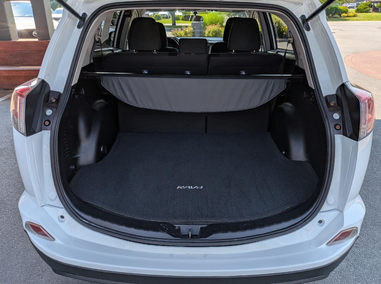 2016 Toyota RAV4 LE