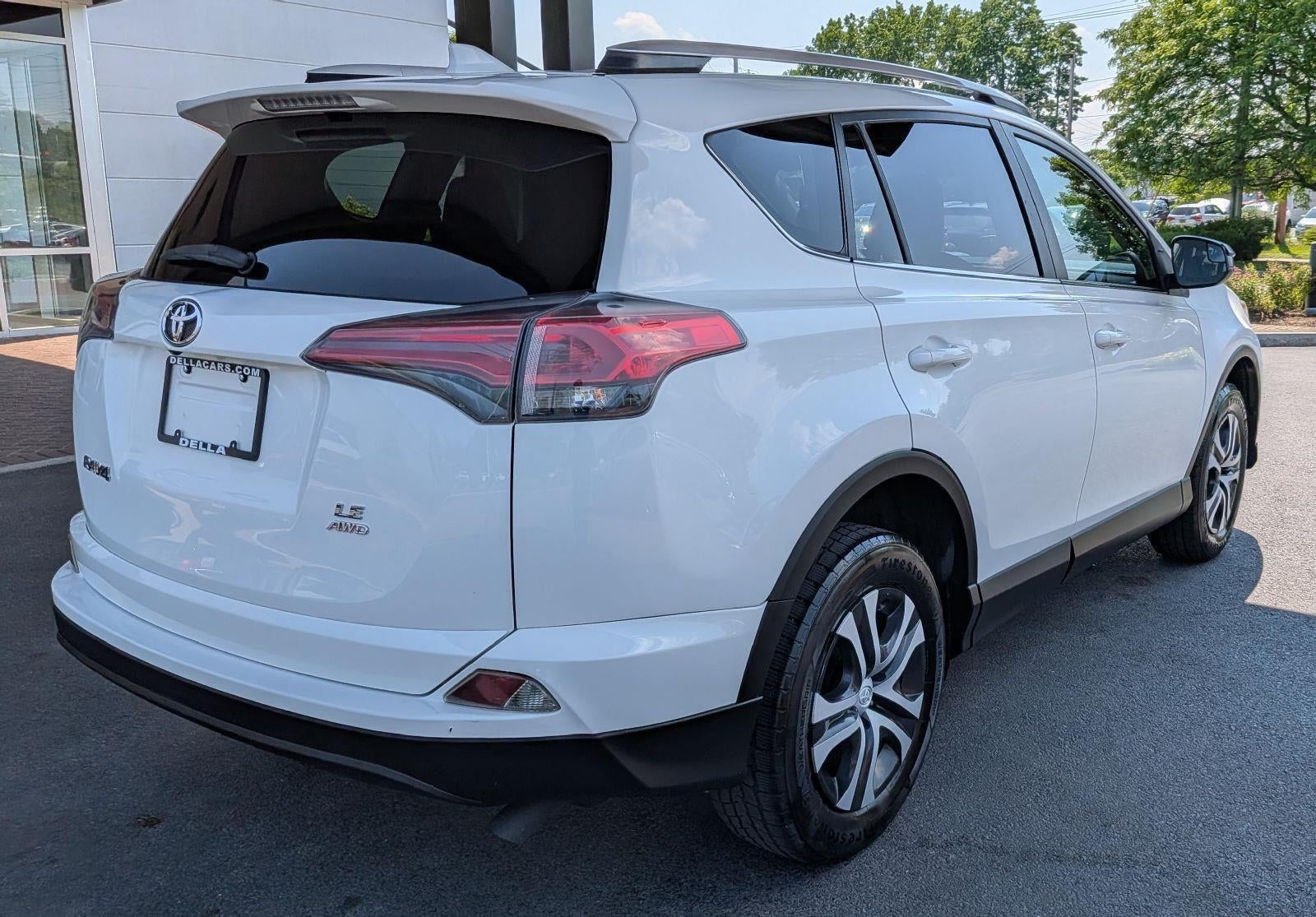 2016 Toyota RAV4 LE