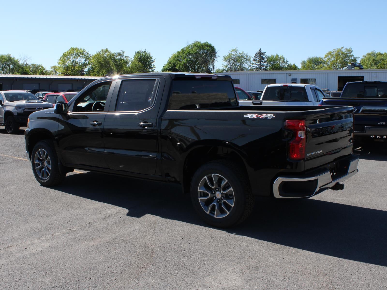 2026 Chevrolet Silverado 1500 LT (2FL)