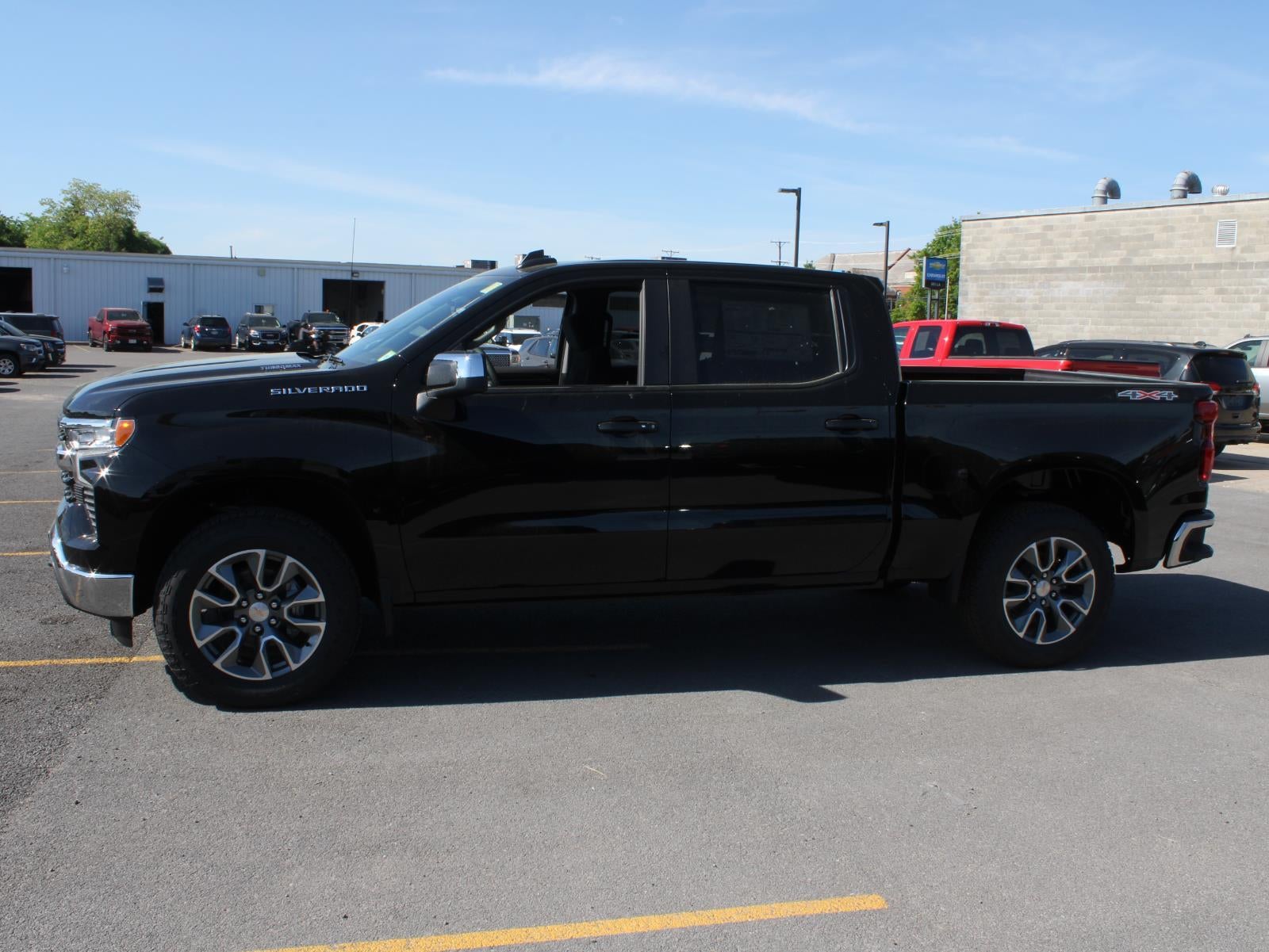 2026 Chevrolet Silverado 1500 LT (2FL)