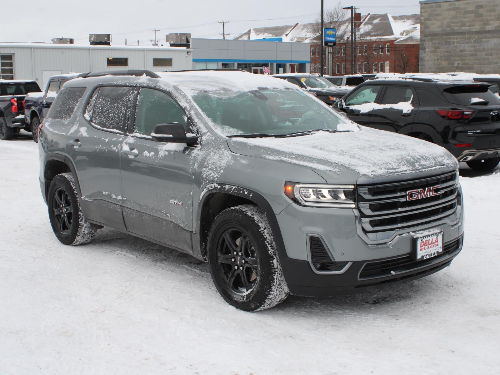 2023 GMC Acadia AT4