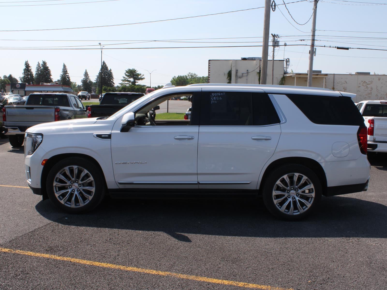 2023 GMC Yukon Denali