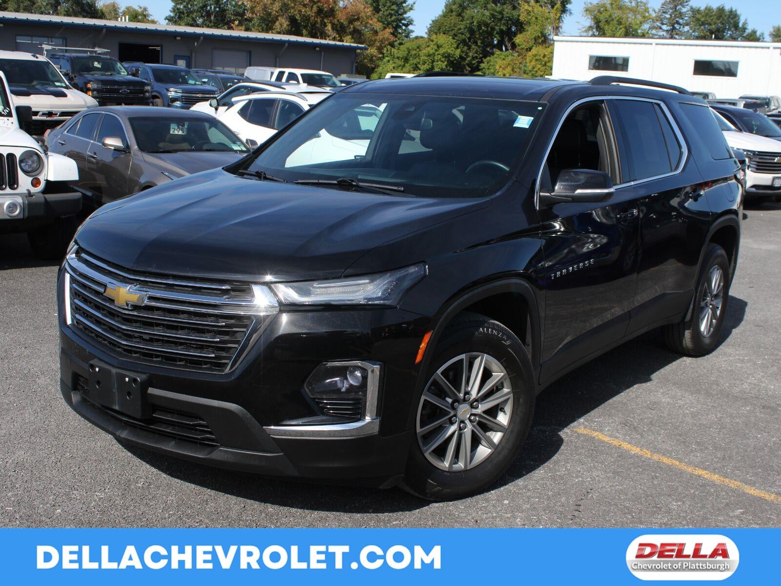 2023 Chevrolet Traverse LT Leather