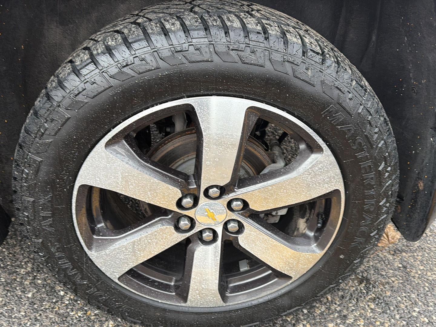 2022 Chevrolet Traverse LT Leather