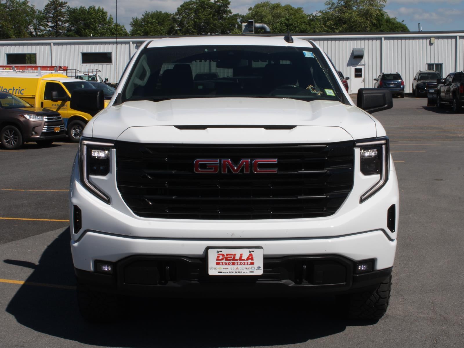 2022 GMC Sierra 1500 Elevation
