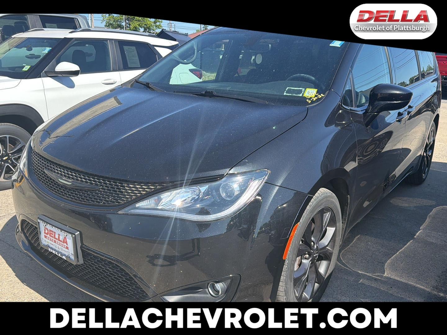 2020 Chrysler Pacifica Touring L