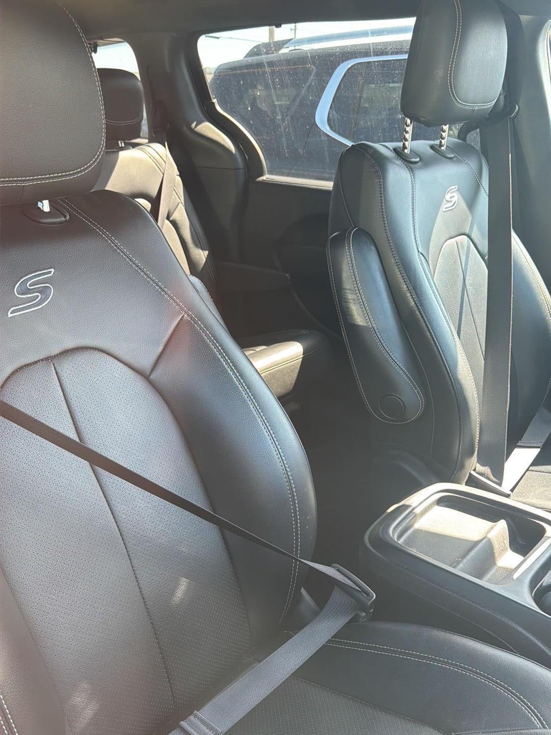 2020 Chrysler Pacifica Touring L