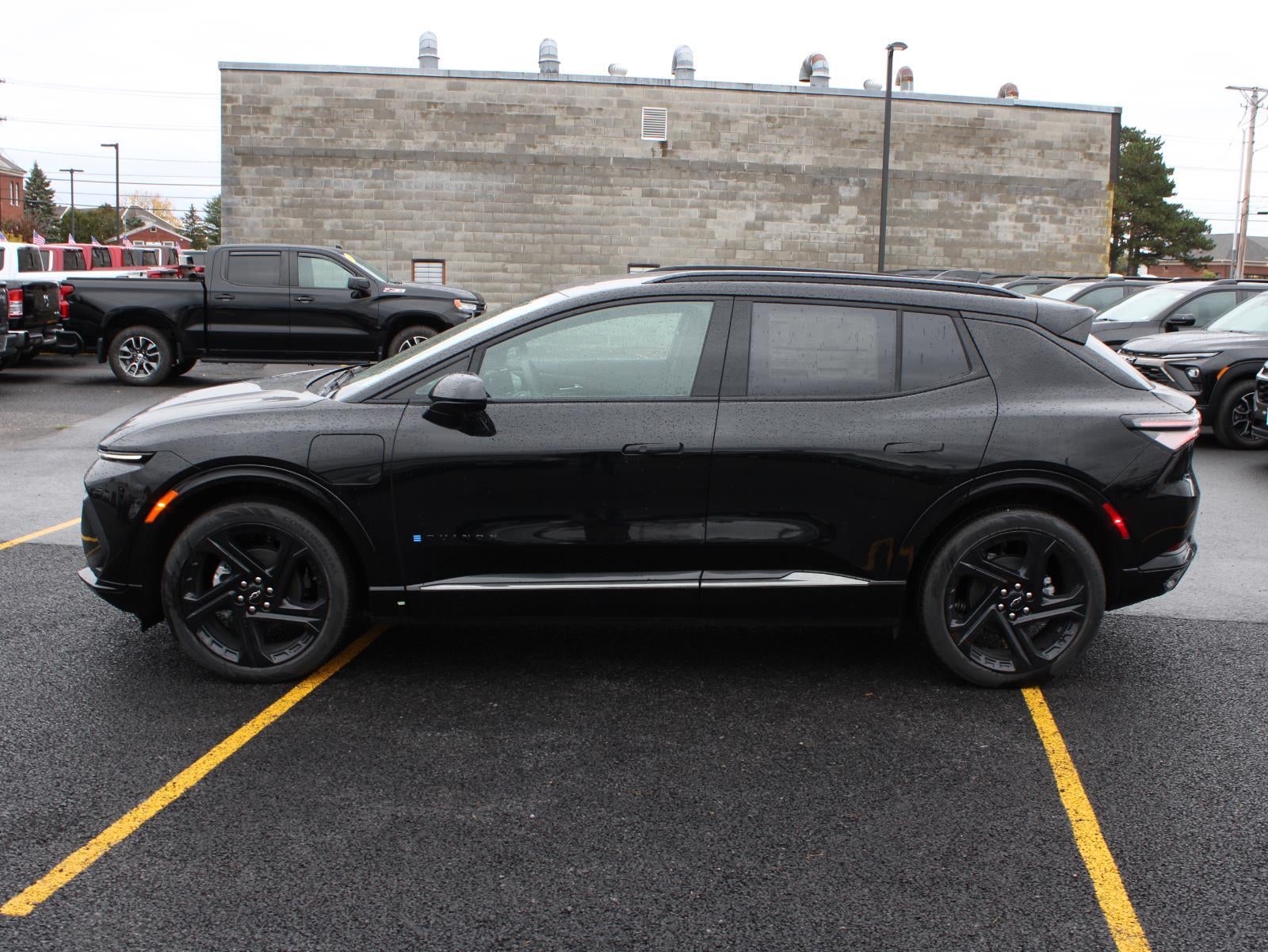 2025 Chevrolet Equinox EV RS